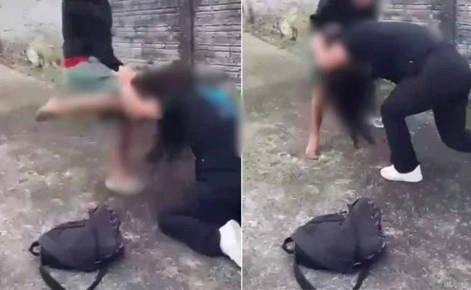 Vídeo! Aluna é agredida com chutes e puxões de cabelo após supostamente denunciar uso de cigarro eletrônico em colégio