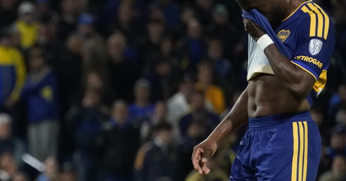 Boca perdió con Vasco: no aprovechó la expulsión, erró chances increíbles y tendrá que remontar de visitante para ser finalista de la Copa Sudamericana