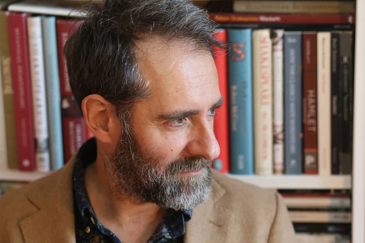 Desvendar os mitos com a trilogia de D.H. Machado