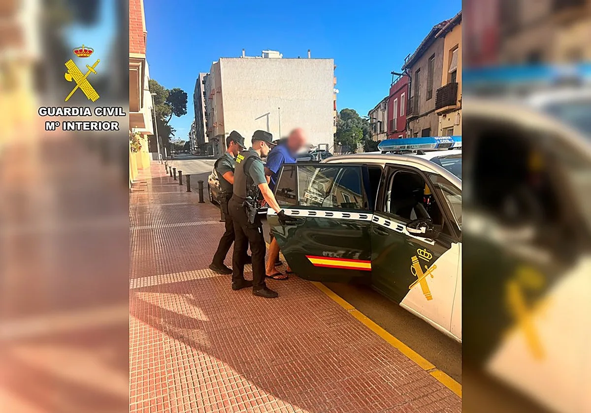 Detenido por fingir interés en comprar casas como excusa para entrar a robar dinero y joyas