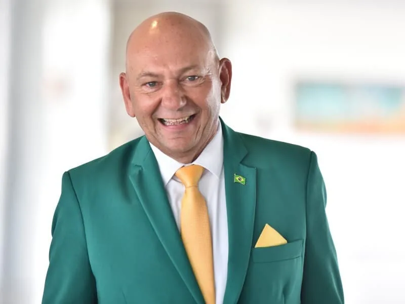 MPT apresenta ação contra Luciano Hang por assédio eleitoral