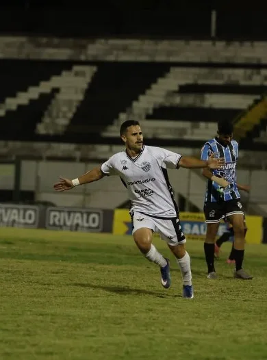 Comercial vence o EC São Bernardo pelo jogo de ida do play in da Copa Paulista