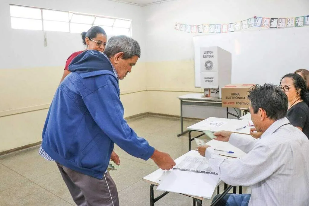 Voto nas eleições dispensará prova de vida presencial no INSS
