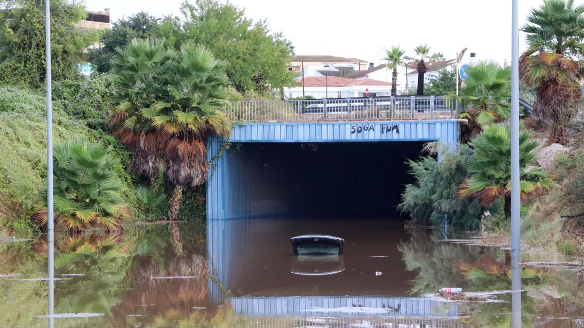 Una familia que salió por la ventana de su coche: “Con alerta, no habríamos ido a ninguna parte”