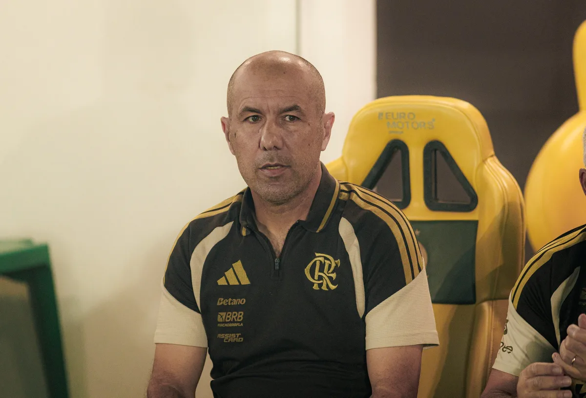Jardim valoriza evolução do Flamengo, mas mantém pés no chão: "Não somos os melhores do mundo hoje"