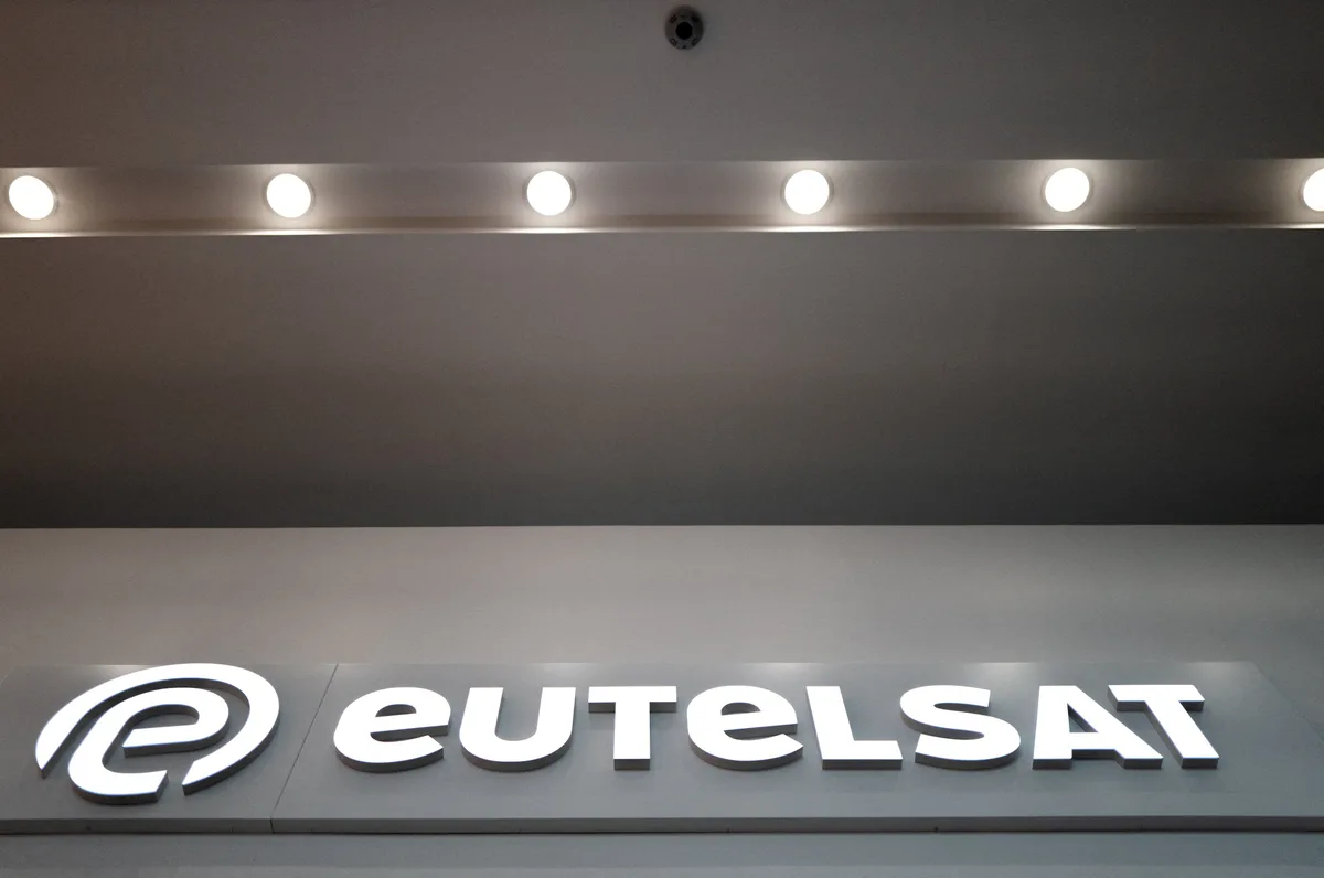 Eutelsat prosigue la ofensiva europea satelital con un pedido a Airbus de 1.000 millones