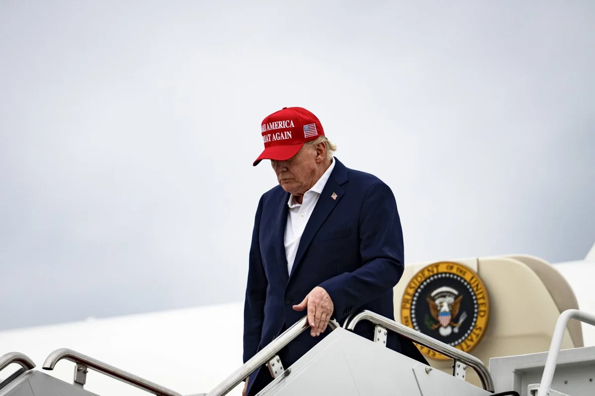 Trump threatens to bomb Oman if it gets in way of Iran deal