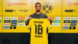 Após a lesão grave de Konstantelias, Dortmund reforça-se no Arsenal