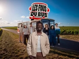 « On s’est retrouvés en galère » : pourquoi « Les fous du bus » sur Prime Video est plus qu’un road-trip de l’humour