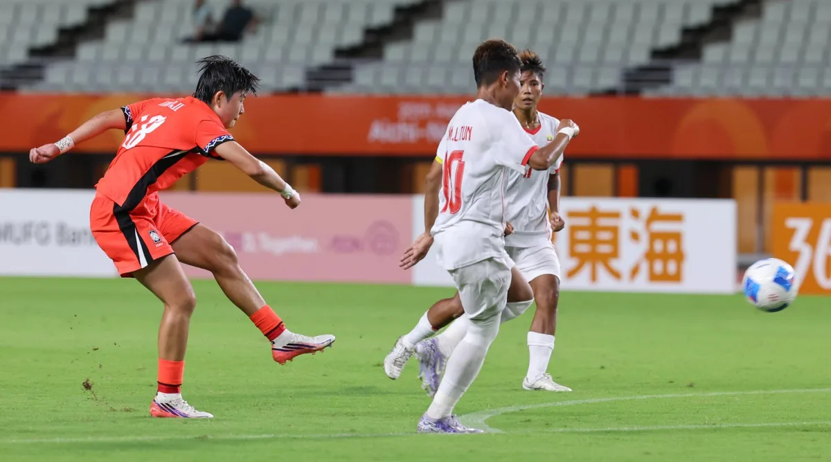 ‘김민지 해트트릭’ 여자축구, 1차전서 미얀마에 5-0 완승
