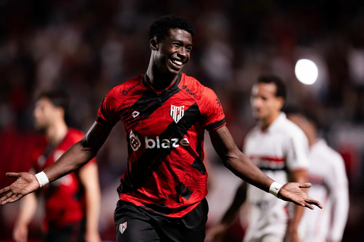 João Pedro diz que objetivo do Atlético-GO não tem como dar errado