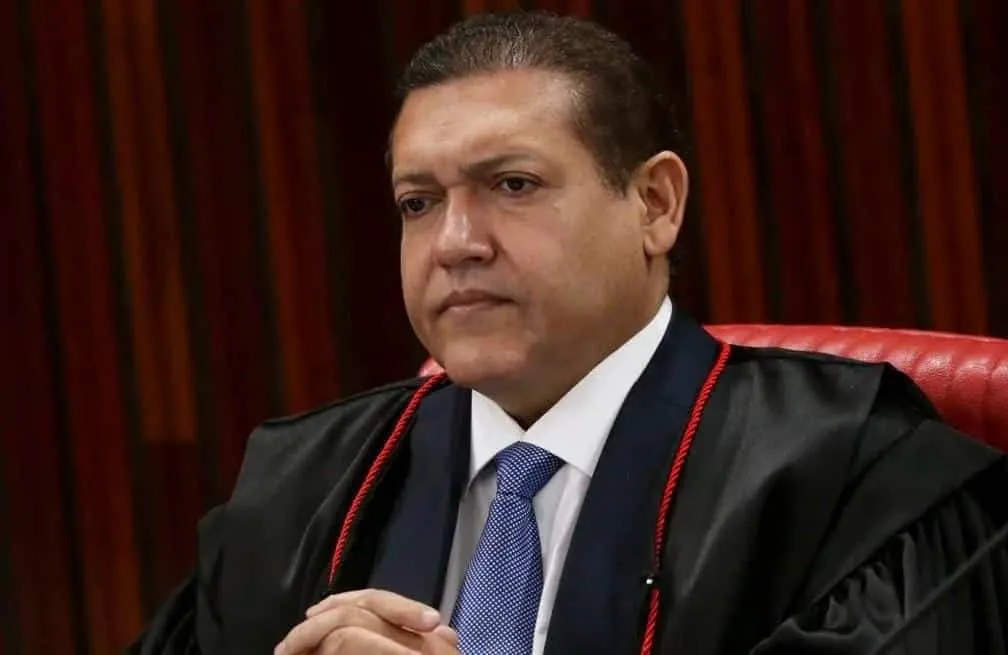 A reação de Kassio Nunes diante da “filiação” de Flávio Bolsonaro no Missão