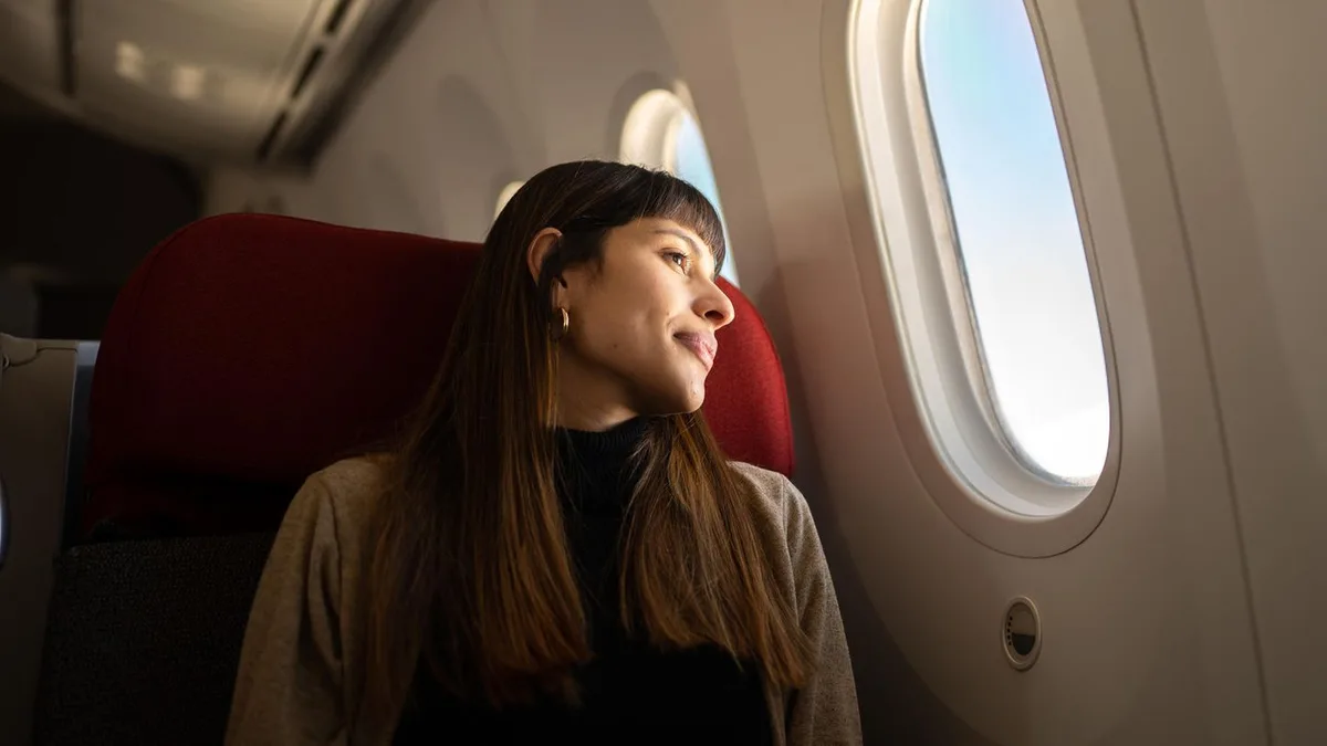 Guten Flug: Tipps für Langstreckenflüge: Diese Gadgets machen die Reise angenehmer