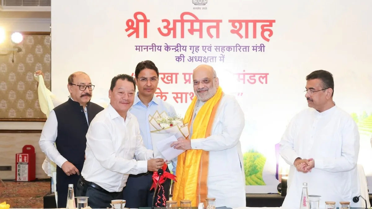 Amit Shah Vows Permanent Political Settlement For Bengal's Darjeeling Hills