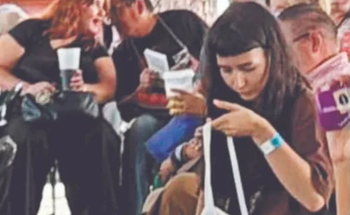 Esta es la última foto de estudiante Claudia Tacoronte; familia recibió sus restos para llevarlos a España