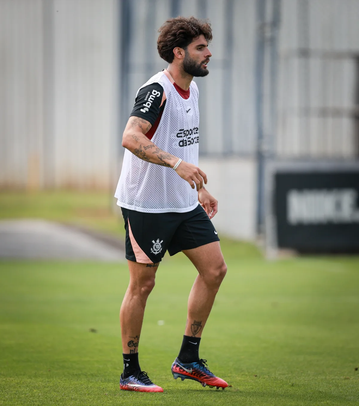 Yuri Alberto inicia transição e se aproxima de retorno no Corinthians
