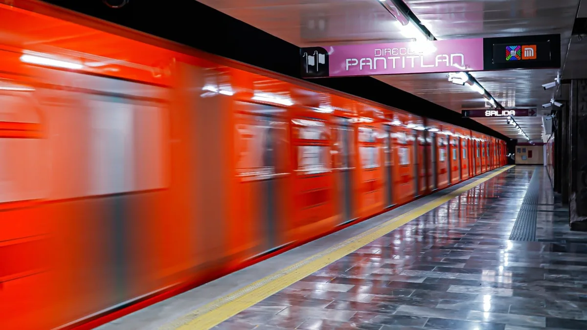 ¿Qué está pasando en el Metro CDMX y Metrobús hoy 22 de septiembre?