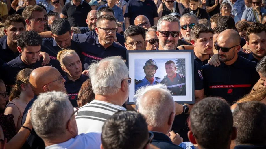 Pompiers morts en Gironde : un hommage national rendu ce vendredi après-midi à Bordeaux