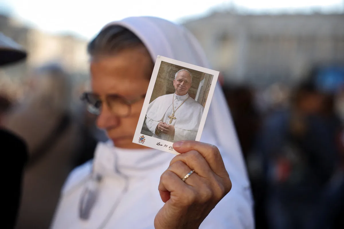 El secretario de Estado del Vaticano habló sobre el viaje de León XIV a América Latina: “Son conjeturas”