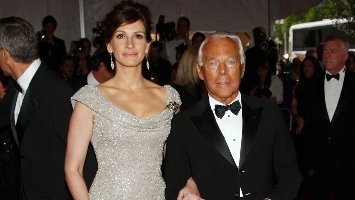 A un año de la muerte de Giorgio Armani, su estilo permanece intacto y su empresa es un éxito en ventas