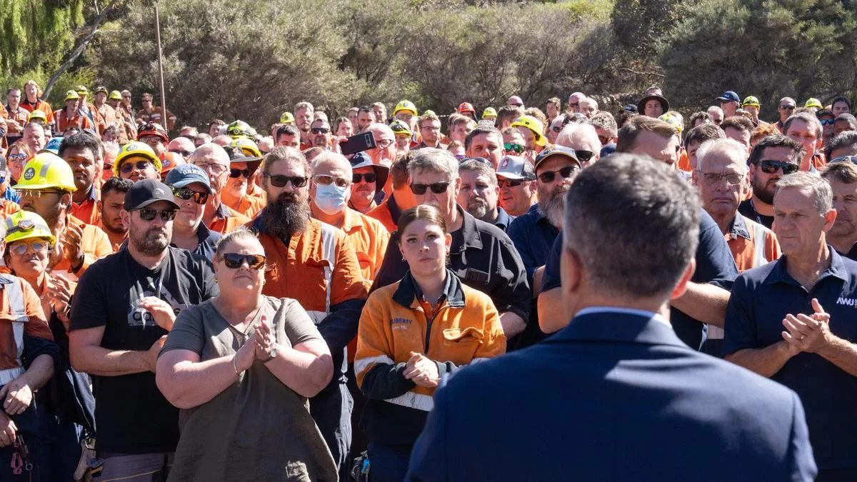 Hundreds of jobs at SA’s Whyalla steelworks set to be axed