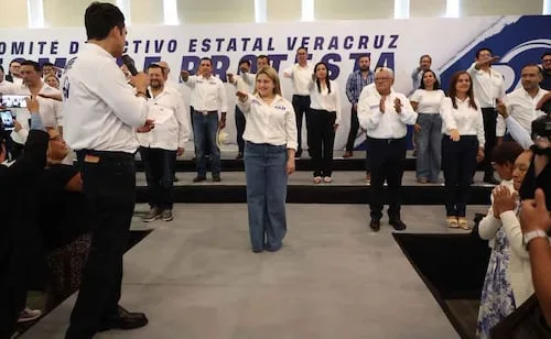 En toma de protesta de nueva dirigencia del PAN Veracruz, Jorge Romero pide cercanía ciudadana; llama a combatir la inseguridad