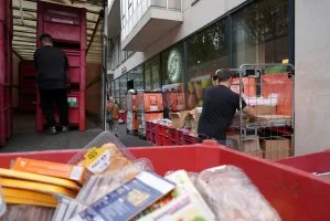 Polícia caça hackers que invadiram sistemas de refrigeração de mercados na França