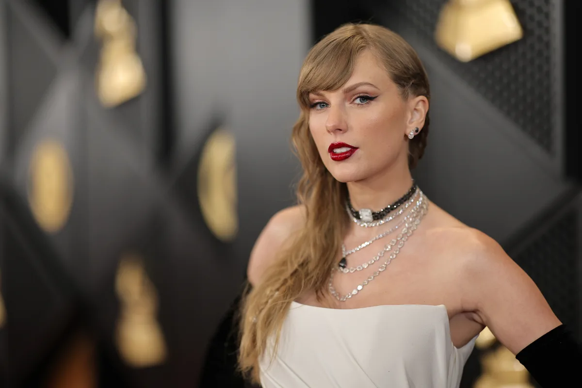 Taylor Swift Teases New Single, ‘Patient Zero,’ Releasing Ahead Of MTV VMA Honors