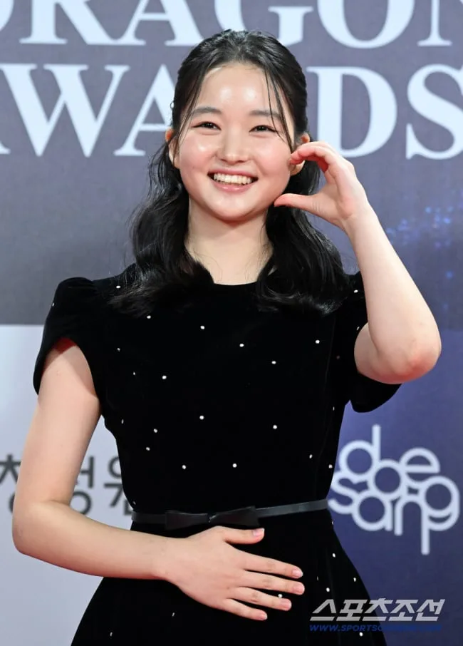 '좀비딸' 살린 아역 최유리 '대세' 행보ing..'암살자(들) 서막 연다