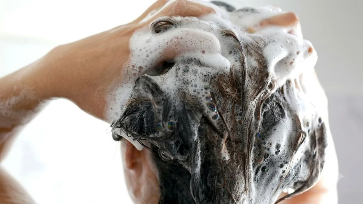 Anvisa manda tirar do mercado shampoo, sabonete, bronzeador e outros 4 produtos; uso deve ser interrompido imediatamente