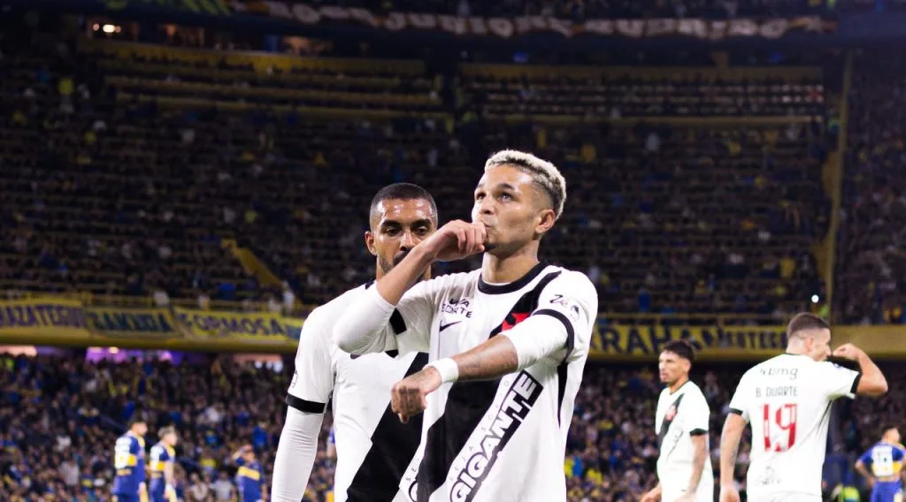 Vasco vence o Boca Juniors em La Bombonera e leva vantagem para o jogo de volta da Sul-Americana