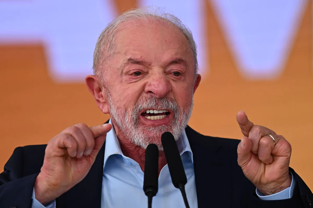 Lula muda discurso e defende redução da maioridade penal para 16 anos