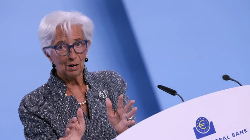 "L'Europe a largement manqué la première révolution numérique": Christine Lagarde estime qu'elle "ne peut pas se permettre" de rater la deuxième autour de l'intelligence artificielle