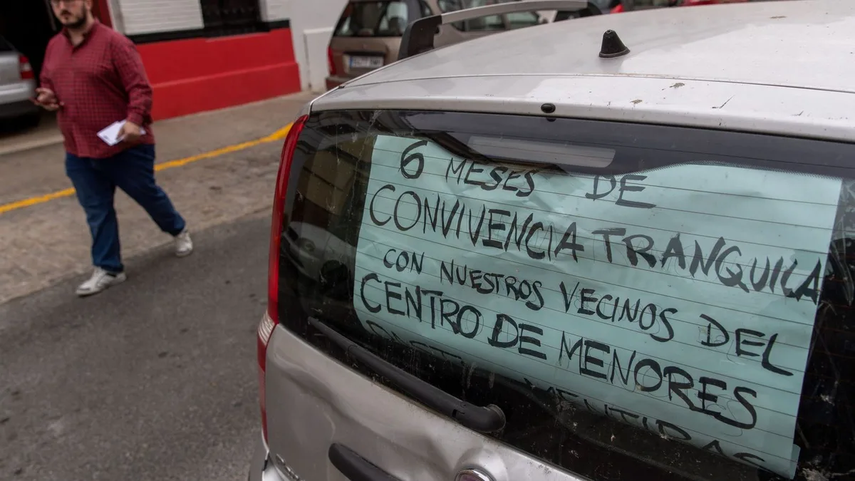 El experimento de Sevilla con las personas sin hogar: microalbergues en polígonos lejos del rechazo vecinal