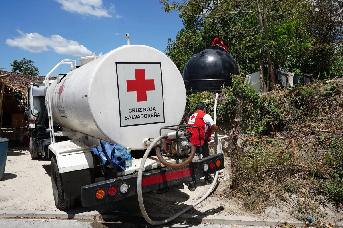 La Cruz Roja activa ayudas anticipadas por la sequía en zonas del corredor seco de El Salvador