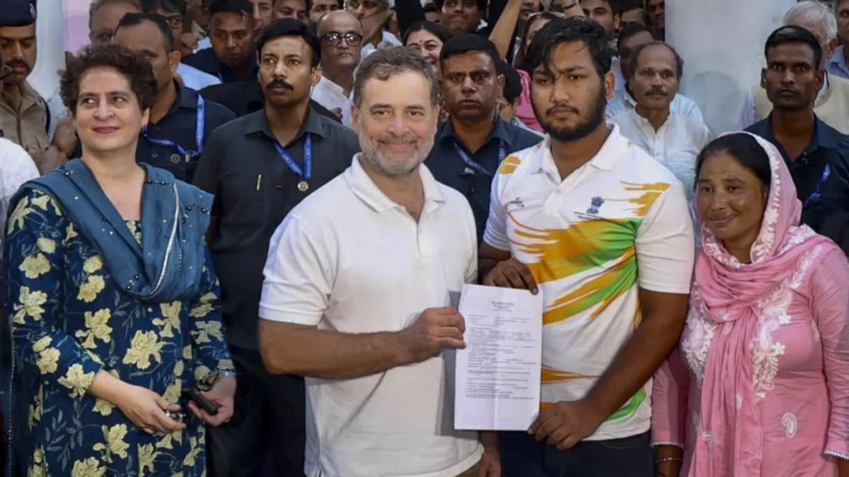 Morning Digest: FIR over pellet gun use registered after Congress stir; Rashtrapati Bhavan withdraws email on Bangladesh PM visit, and more