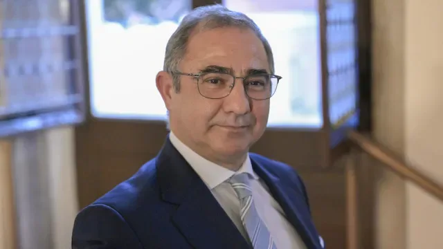 Prosperidade dos EUA tem "sangue açoriano e português", afirma Bolieiro