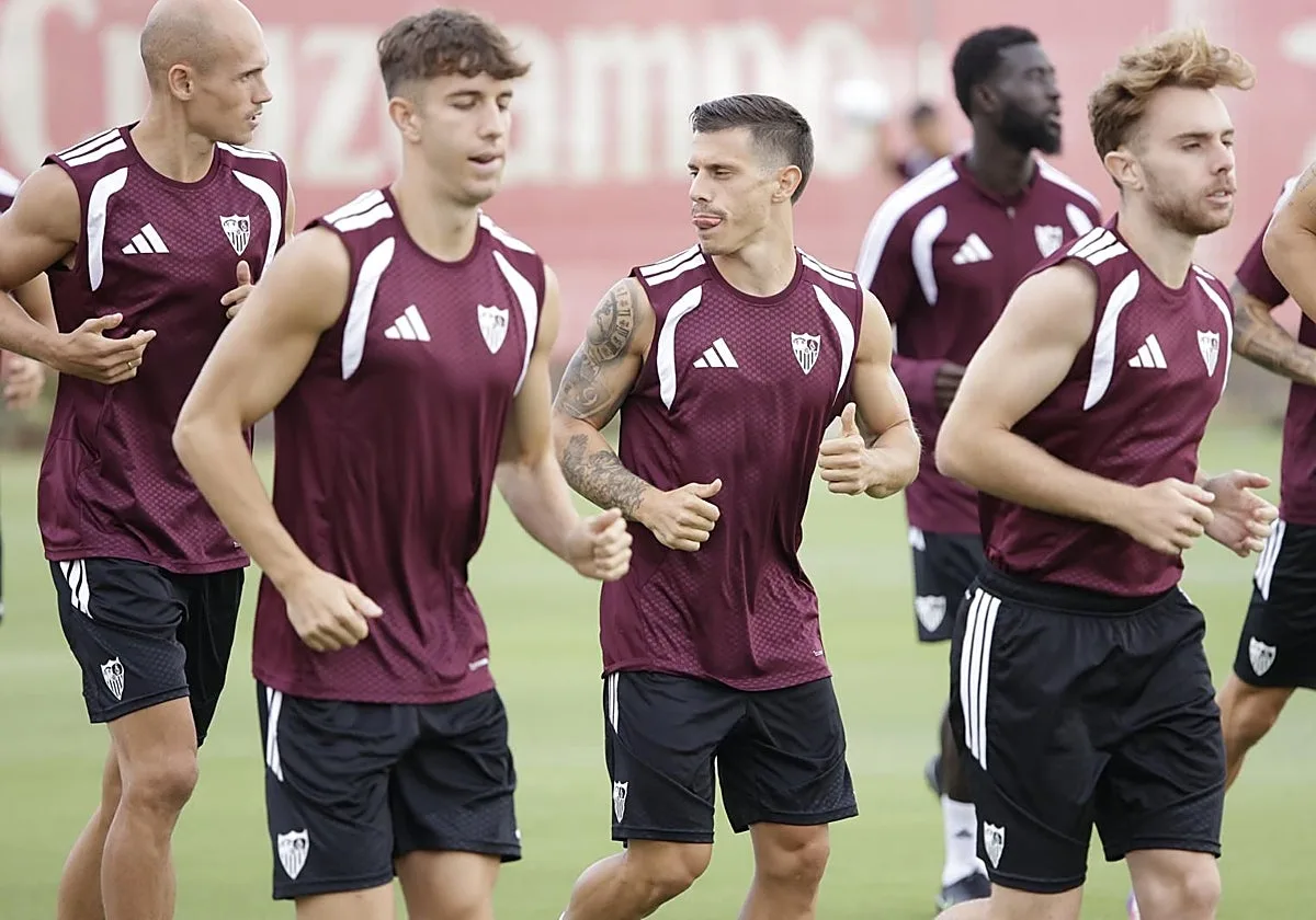 Alfon regresa con el grupo a dos días del Athletic Club-Sevilla FC; Vargas, ausente