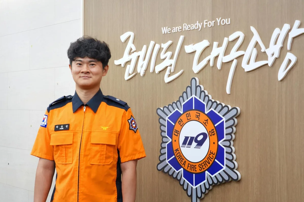 14층서 추락한 7세 아이 극적생존…나무에 먼저 떨어져 찰과상만