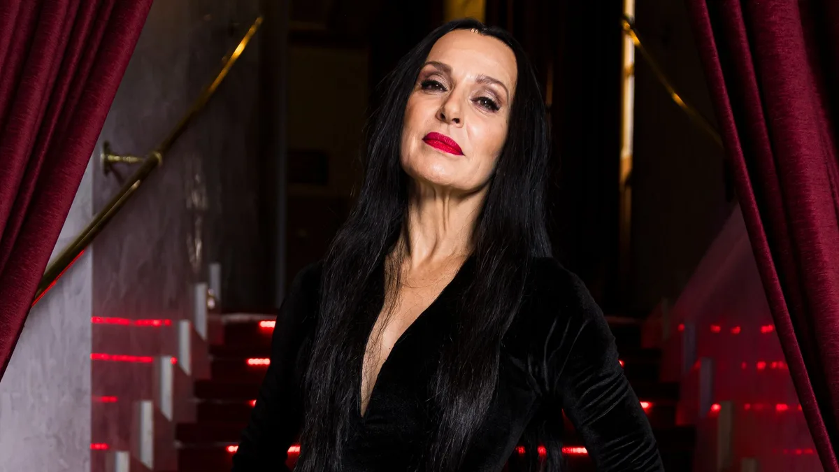 Natalia Millán, en su vuelta a los escenarios con 'La familia Addams': "Morticia es el paradigma de la sofisticación; puedes jugar a ello sin límite"