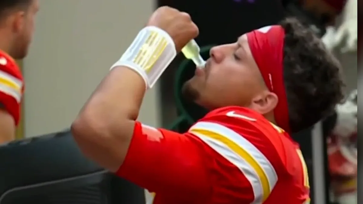 Rätsel um Star-Quarterback - Was kippt Mahomes HIER vor dem Spiel?
