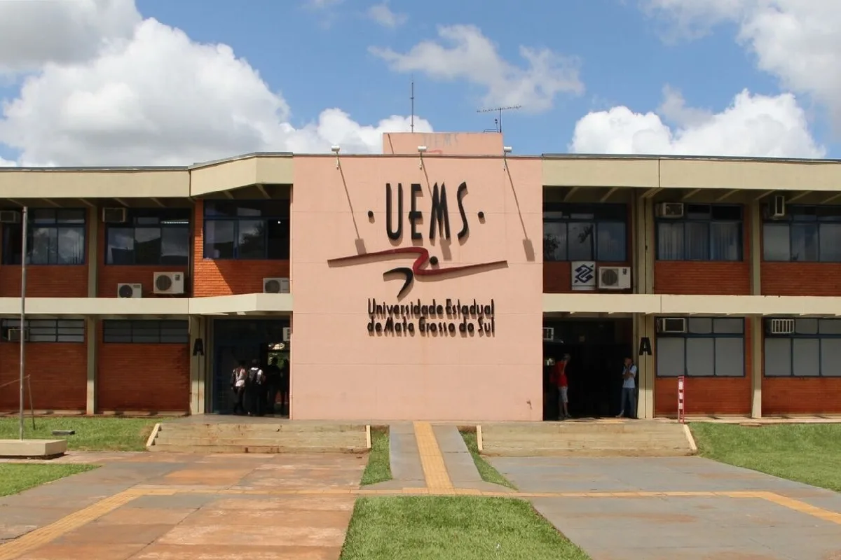 UEMS reforça proibição de reuniões 'político-partidárias' nos campus após PM ser acionada em debate de alunos