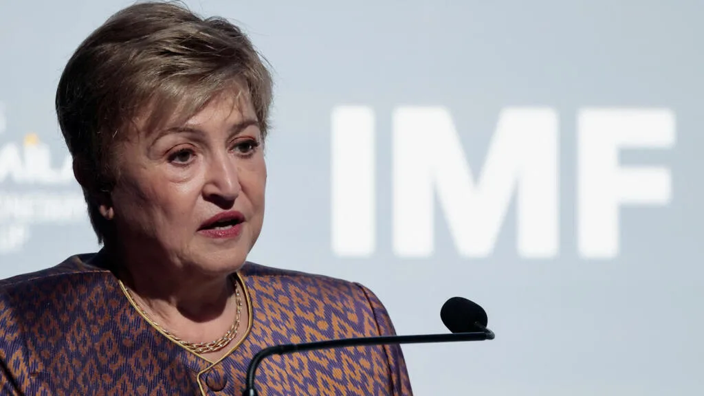 Sem regulação, IA pode trazer mais riscos do que oportunidades, alerta FMI