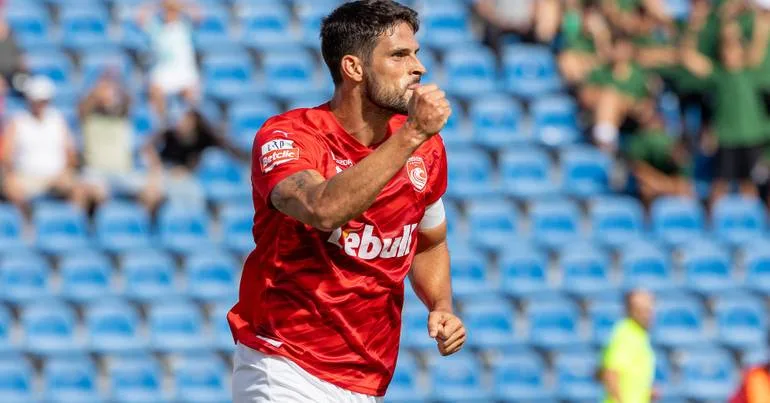 Paciência volta a marcar e Santa Clara vence Famalicão