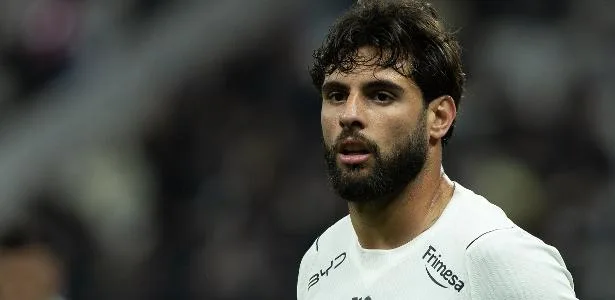 Yuri sente desconforto e é dúvida no duelo contra o Santos