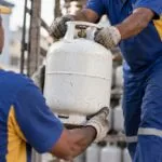 Por trás do botijão de cozinha: a rede que leva o GLP a todo o país