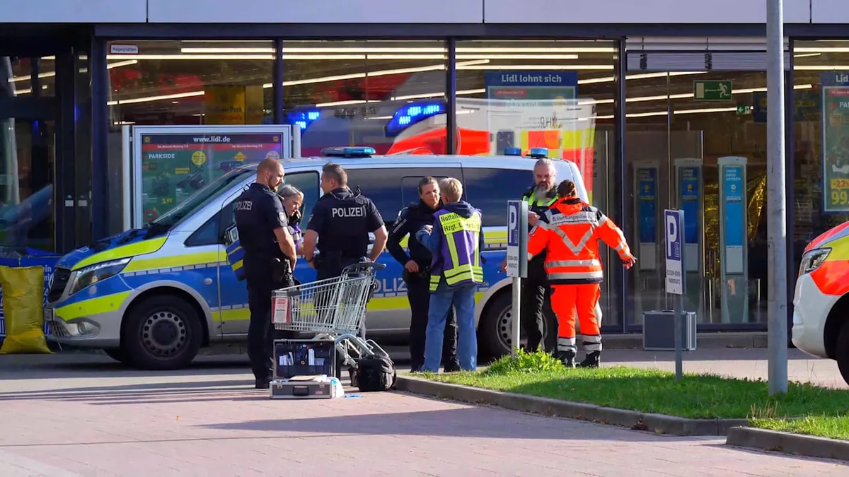 BILD-Reporter Jan-Henrik Dobers in Ratzeburg - Bauarbeiter versuchten, Messer-Angreifer zu stoppen