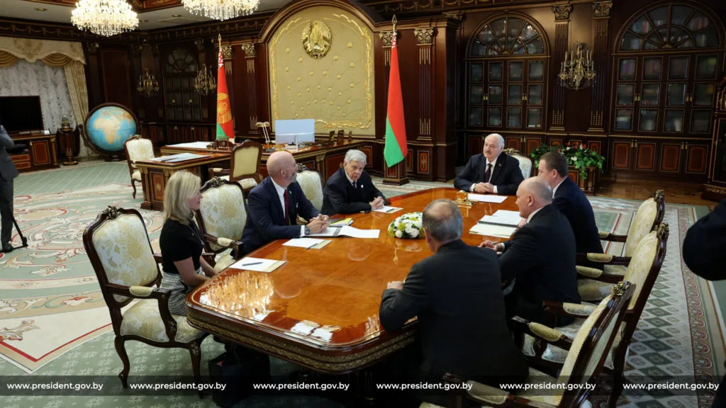 Belarus' authoritarian leader Lukashenko meets U.S. envoy to push for lifting remaining sanctions
