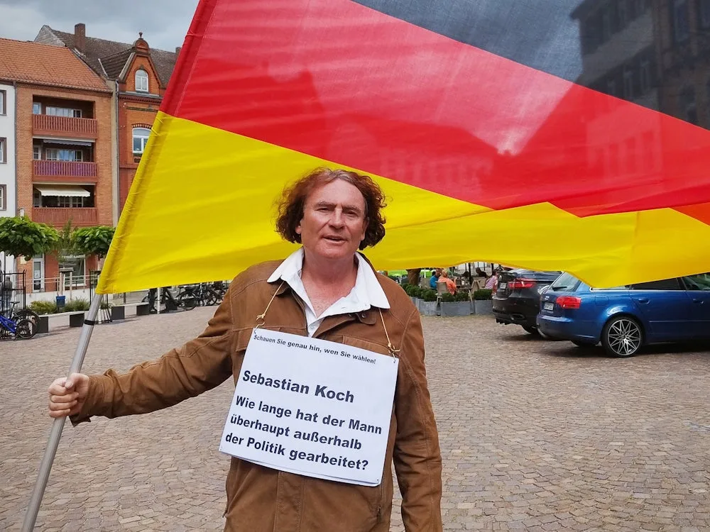Sachsen-Anhalt: „Lieber Herr Banaszak, packen Sie auf Ihr Taxi eine Riesen-Deutschlandfahne“