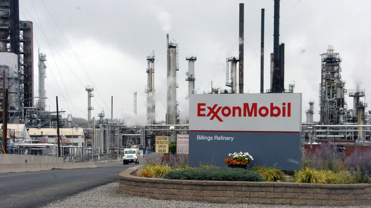 Personal de ExxonMobil viaja a Venezuela para negociar su posible regreso al sector petrolero